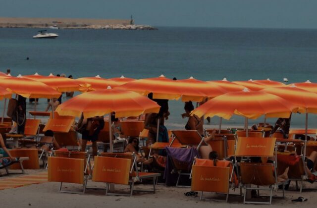 Ferragosto in Gallura, la carica dei centomila turisti