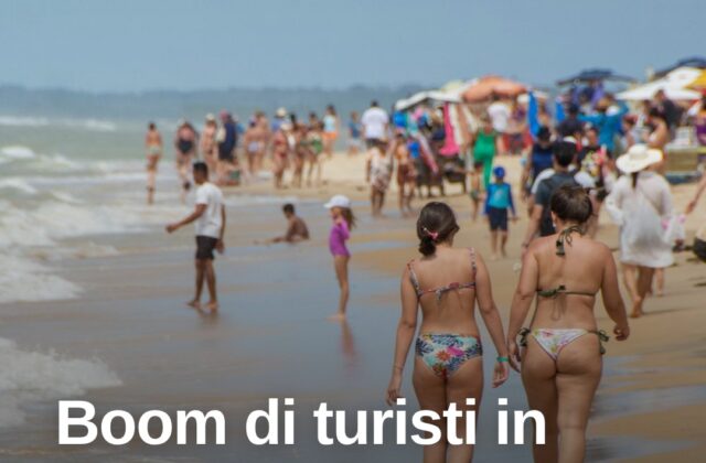 Gallura presa d’assalto: la “carica dei centomila” dell’estate