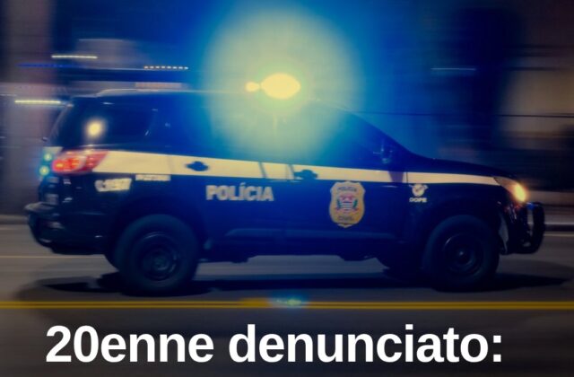 Guida con patente sospesa, coltelli in auto: denunciato 20enne